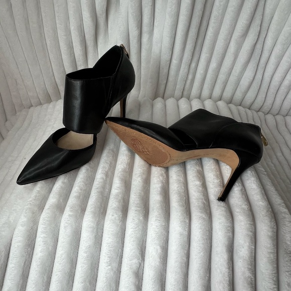 Vince Camuto Zip 3 1/2 " Heels with Penny Heel Black Size 8.5 - Picture 2 of 16